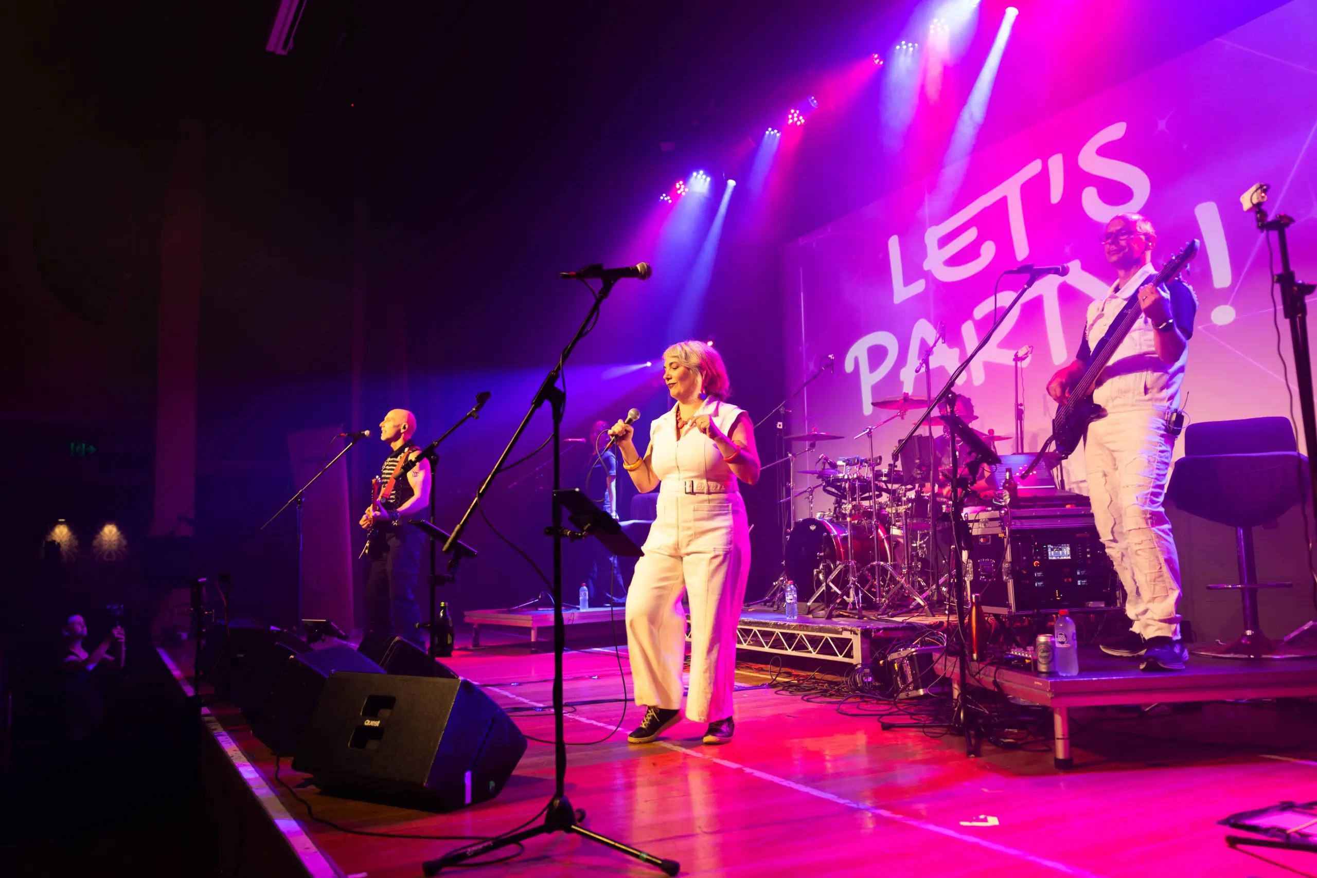 PARTY FOR PARKINSONS-225